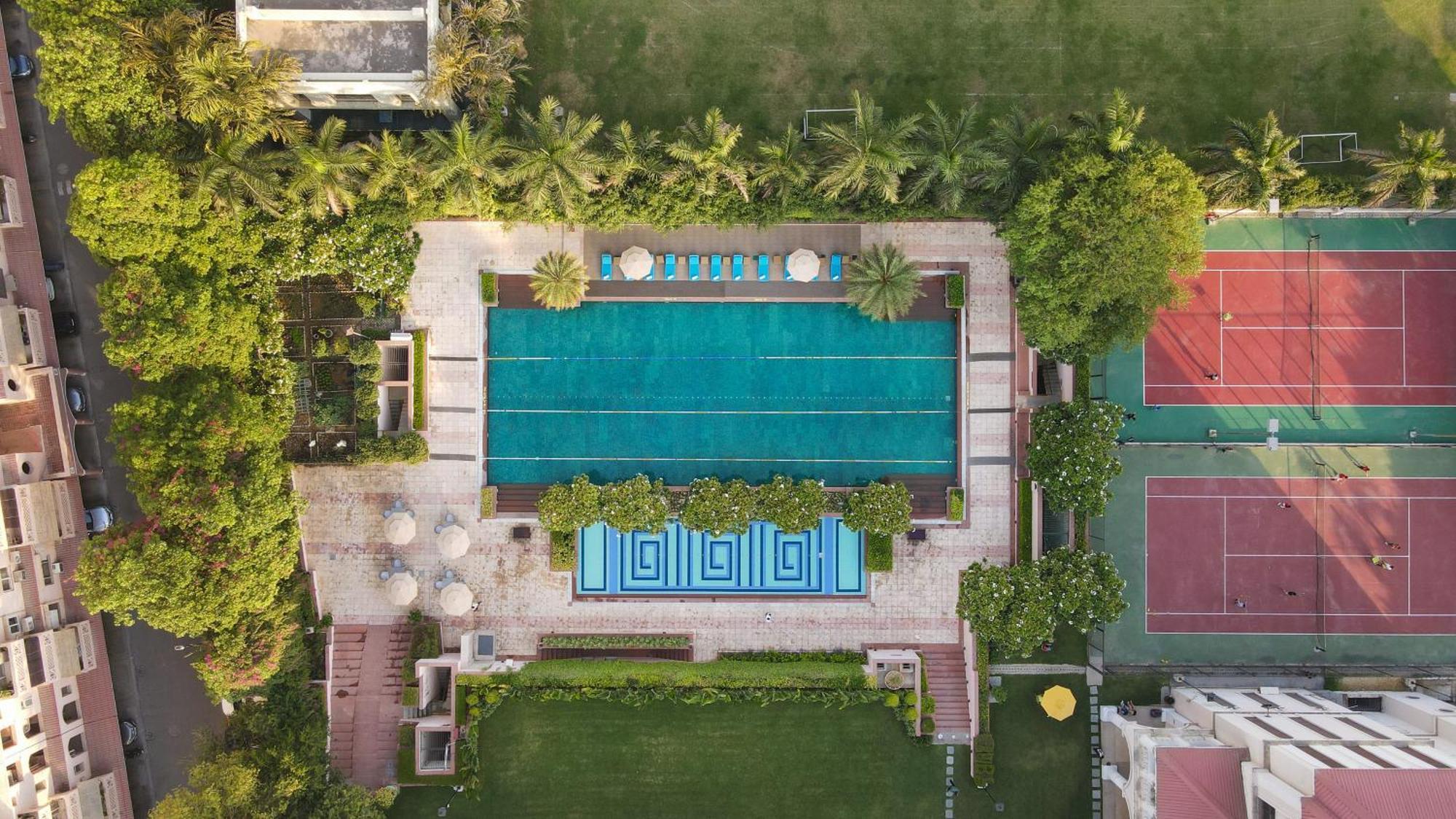 Dlf Club 5 Ξενοδοχείο Γκουργκάον Εξωτερικό φωτογραφία