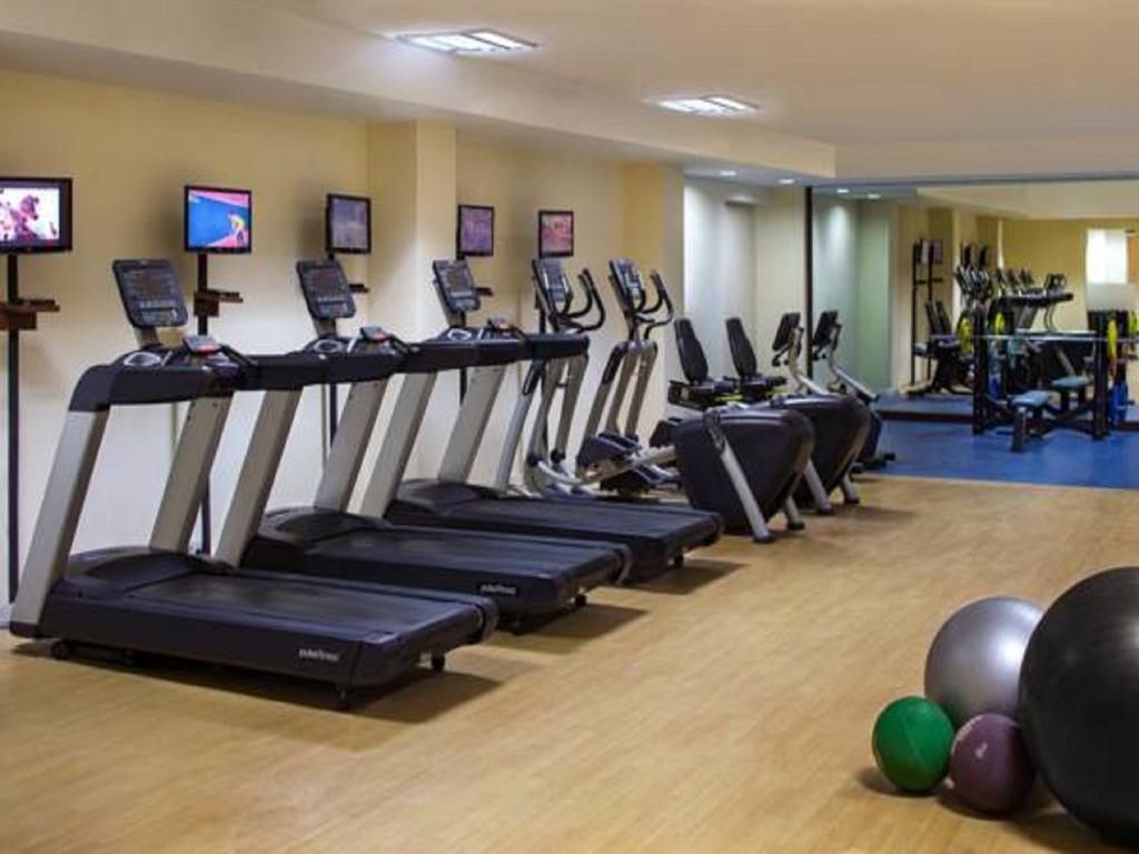Dlf Club 5 Ξενοδοχείο Γκουργκάον Εξωτερικό φωτογραφία